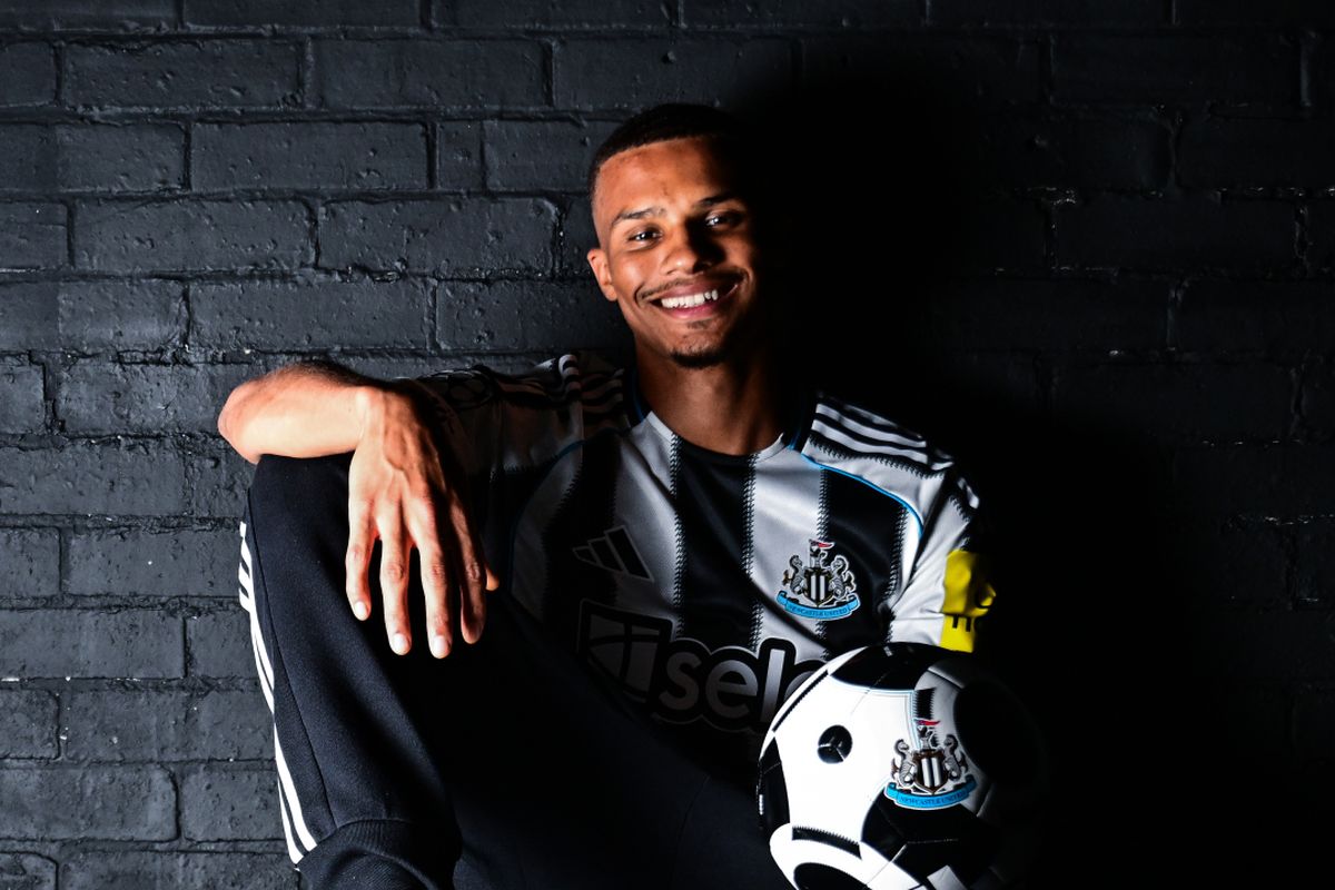 Manchester United, Liverpool, Malick Thiaw, Newcastle United, bursa transfer, Liga Inggris, Usaha Manchester United Incar Malick Thiaw Diganggu Liverpool