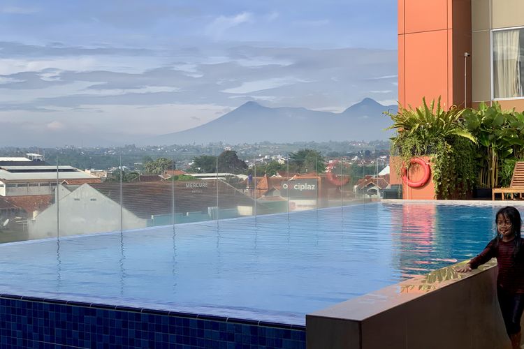 Mercure Garut City Centre, fasilitas Mercure Garut City Centre, view Mercure Garut City Centre, hotel internasional di garut, rekomendasi hotel di garut view gunung, Hotel di Garut Pemandangan 3 Gunung, Cocok untuk Liburan Akhir Pekan