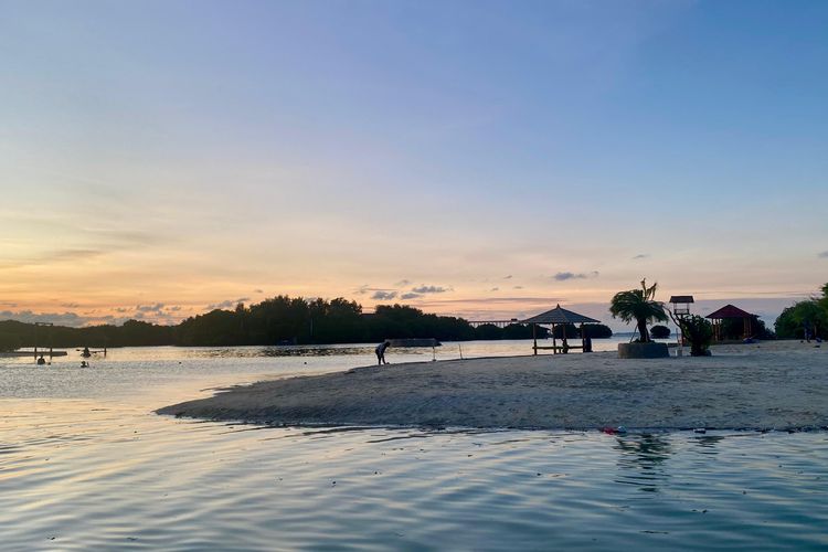 itinerary pulau seribu, trip sehari ke pulau pari, wisata pulau tidung murah, snorkeling pulau seribu, Itinerary Seharian di Pulau Seribu, Liburan Puas Tanpa Tambah Cuti, Berkumpul di Meeting Point, Penyebrangan Menuju Pulau Pari, Pulau Pari &amp; Pantai Pasir Perawan, Makan Siang di Pinggir Pantai, Waktu Bebas Menjelajah Pulau, Penyebrangan Kembali ke Jakarta