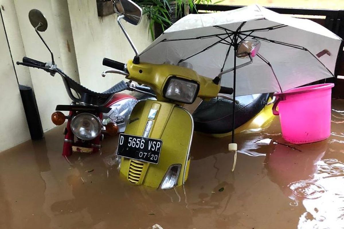 banjir, biaya perbaikan, motor terendam banjir, Segini Estimasi Biaya Perbaikan Motor yang Terendam Banjir