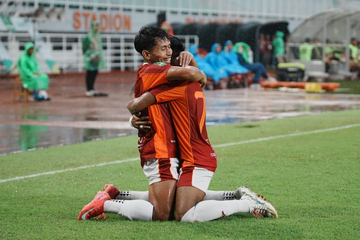 Stadion Pakansari, Garudayaksa FC, Widodo Cahyono Putro, FC Bekasi City, Adhyaksa FC, Liga 2, Championship Liga 2, Championship Liga 2: Garudayaksa Hajar Bekasi City 4-0, Andik Jadi MVP