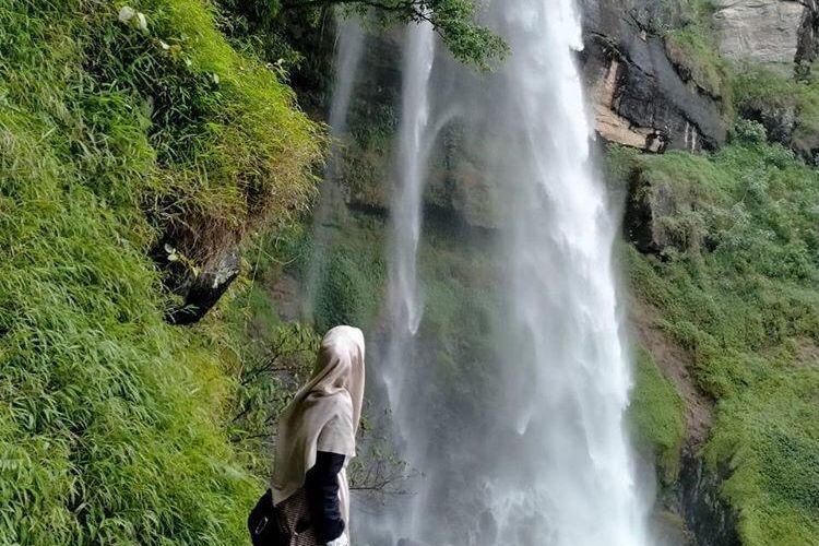 air terjun, 7 Wisata Air Terjun di Aceh, Cocok untuk Healing dari Penatnya Kerja, 1. Air Terjun Suhom, 2. Air Terjun Kuta Malaka, 3. Air Terjun Pria Laot, 4. Air Terjun Blang Kolam, 5. Air Terjun 7 Tingkat, 6. Air Terjun Peucari, 7. Air Terjun Tansaran Bidin