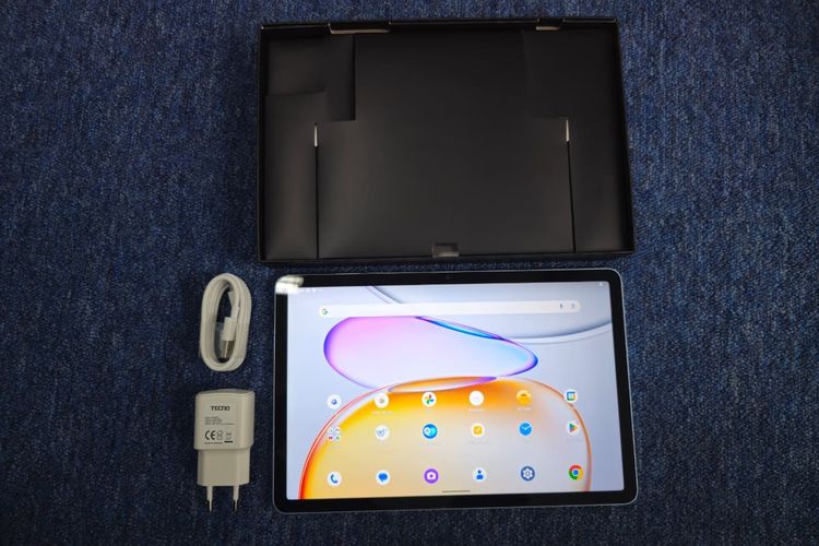 Tecno, Megapad SE, Tablet, Mencoba Tecno Megapad SE, Tablet Murah dengan Tombol AI Nyentrik