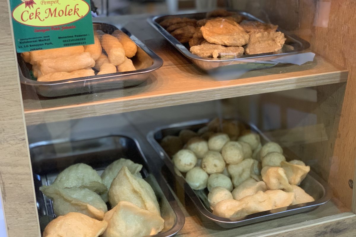 jenis pempek apa saja, perbedaan pempek lenjer dan adaan, perbedaan pempek lenjer dan pempek adaan, pempek lenjer dan pempek adaan apa bedanya, cara simpan pempek agar tahan lama, Sama-sama Pempek, Apa Perbedaan Lenjer dan Adaan?
