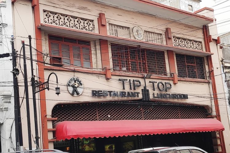 Grab Indonesia, Spikoe Resep Kuno, Pisang Goreng Madu Bu Nanik, Tip-Top Restaurant, RM Surya, Kopi Tuku, Lawless Burgerbar, Sushi Tei, 18 Kuliner di Indonesia yang Masuk Nominasi Penghargaan Versi Grab, 1. Spikoe Resep Kuno, 2. Nasi Goreng dan Nasi Kebuli Menteng, 3. Pisang Goreng Madu Bu Nanik, 4. Aldi's Burger, 5. Lalapan Buk Sun, 6. RM. Padang Saranani Anduonohu, 7. Falala Chocolate, 8. Tip-Top Restaurant, 9. Ayam Geprek Keprabon Express, 10. Bakso Titoti, 11. RM Surya, 12. Kopi Tuku, 13. Martabak Sinar Bulan, 14. Donat Bahagia, 15. Nasi Ayam Hainam Uncle Han's, 16. Kwetiau Akang, 17. Lawless Burgerbar, 18. Sushi Tei