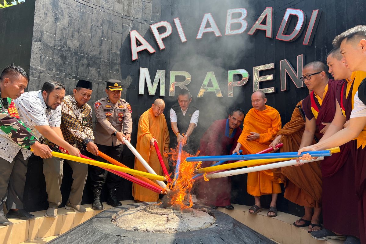 api abadi di Indonesia, 4 Lokasi Api Abadi di Indonesia yang Tak Pernah Padam