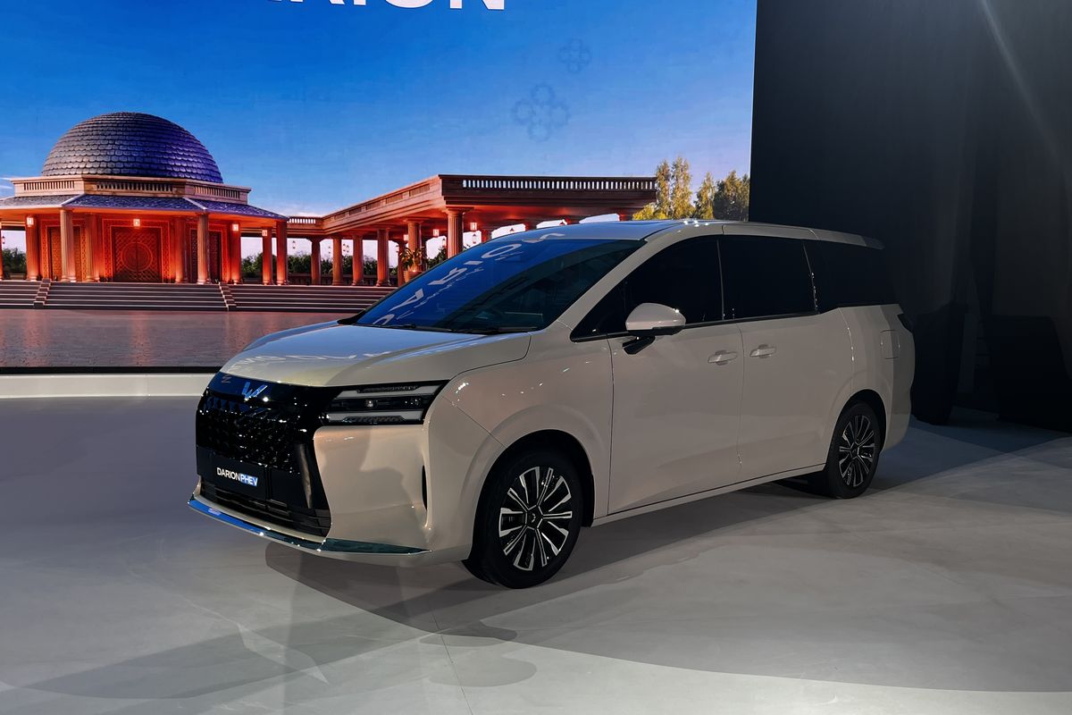 Wuling Cortez Darion, Harga Wuling Darion, Pemesanan Wuling Cortez, Brian Gomgom Wuling, Peluncuran Wuling Cortez Darion: Klaim 1.300 SPK Dalam Dua Minggu