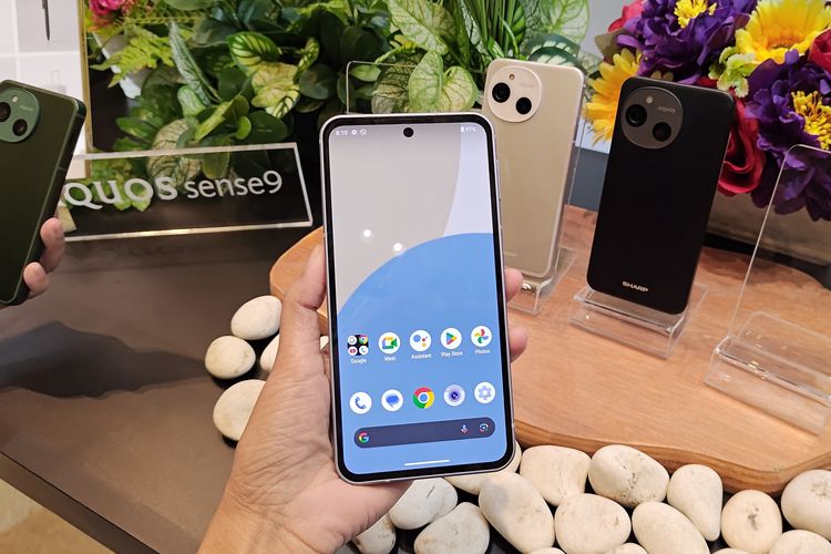 ponsel android, fisik, virtual, swipe, tombol navigasi, capacitive, Evolusi Tombol Navigasi di HP Android, dari Fisik hingga Gestur, Tombol fisik di era awal Android, Peralihan ke tombol kapasitif, Tombol Menu dan Search mulai dihapus, Alih fungsi tombol Home, Navigasi virtual hadir di Android 4.0, Tombol Back pindah ke kiri, “Pill Button” di Android 9 Pie, Gestur penuh di Android 10, Masa depan Navigasi Android