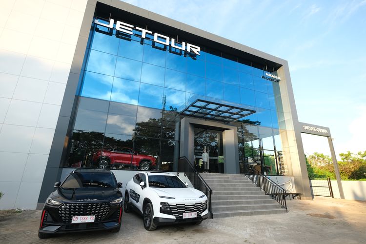 JETOUR T2, Ekspansi jaringan, Jetour T2, SUV baru, ekspansi jaringan, GJAW 2025, Ekspansi Jaringan Jetour: 40 Showroom di Tahun Depan