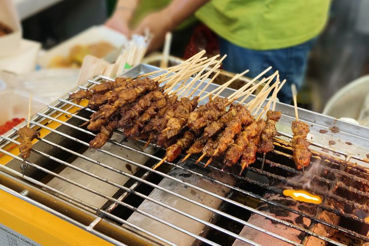 menu Lebaran, 7 Rekomendasi Menu Lebaran yang Lebih Sehat dan Bebas Santan, 1. Ayam betutu khas Bali, 2. Pepes ikan patin, 3. Ayam woku Manado, 4. Bakso kuah kaldu sapi