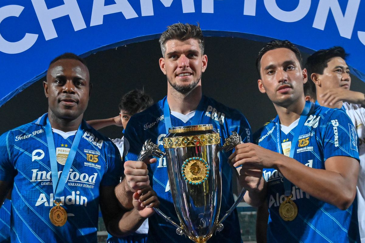 Persib, Persis Solo, Liga 1 2024-2025, Persib Bandung, Bojan Hodak, Bobotoh, Marc Klok, Persib Bandung vs Persis Solo, Persib Bandung Vs Persis: Maung Tak Rela Pesta Dirusak, Target 3 Poin