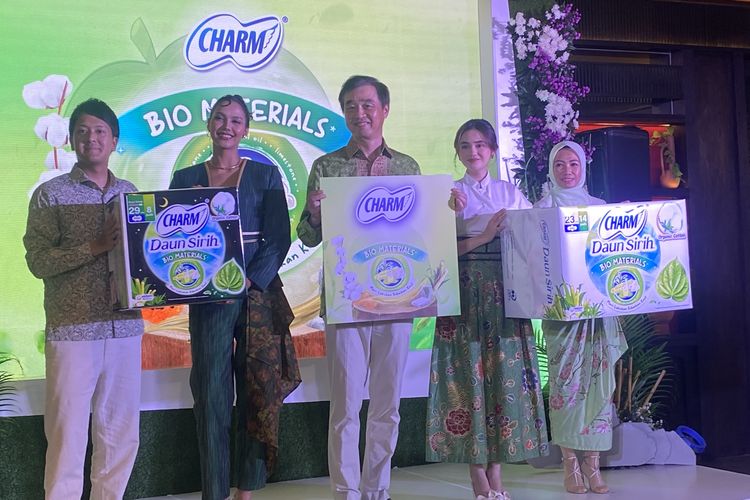 ramah lingkungan, biomaterial, Biomaterial, pembalut biomaterial, Pembalut biomaterial, Pembalut Biomaterial, pembalut charm, apa itu pembalut biomaterial, pembalut biomaterial adalah, manfaat pembalut biomaterial, Apa Itu Pembalut Biomaterial? Simak Manfaatnya untuk Kesehatan dan Lingkungan
