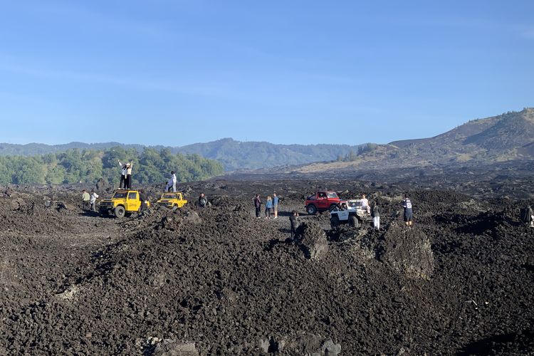 black lava tour gunung batur kintamani, black lava gunung batur adalah, harga tiket jip black lava gunung batur, harga tiket black lava gunung batur, pesona black lava gunung batur, Pesona Wisata Black Lava Gunung Batur Bali, Berapa Tarifnya?