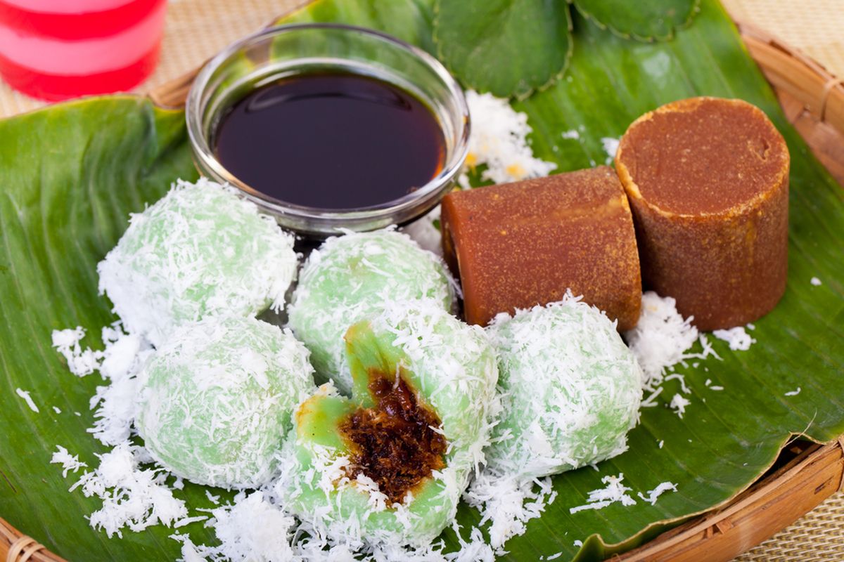 jajanan pasar tradisional, resep klepon tanpa kapur sirih, cara membuat klepon ketan anti gagal, cara membuat klepon ketan tanpa kapur sirih, klepon isi gula merah, Resep Klepon Tepung Ketan Tanpa Air Kapur Sirih, Anti Bocor