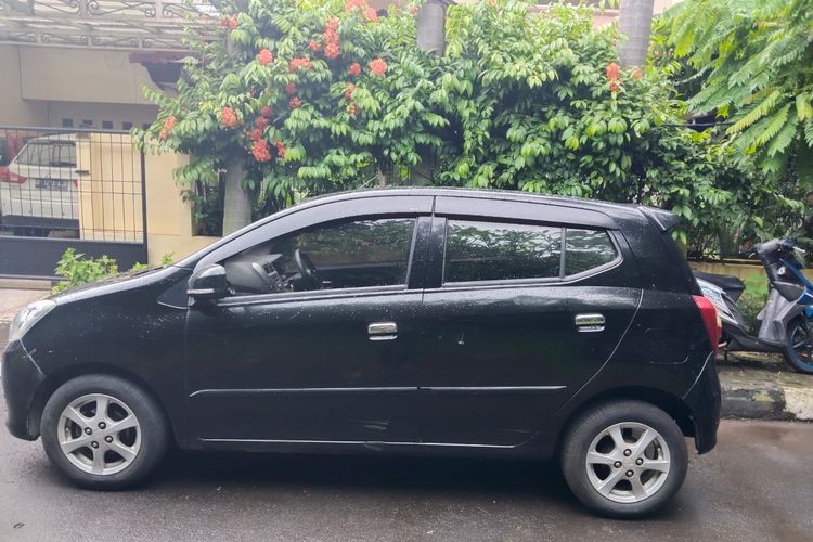 Mobil LCGC, Daihatsu Ayla, irit bahan bakar, Daihatsu ayla, mobil lcgc, pengalaman pemilik, Keunggulan dan Kekurangan Daihatsu Ayla dari Pemiliknya