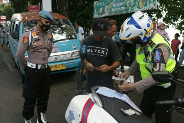 MotoGP Jerman 2025, Korlantas Polri, Operasi Patuh 2025, Hyundai, Ioniq 6 N, Sachsenring, Wuling, MPV Listrik, GIIAS 2025, Urban Cruiser, Mobil Listrik, mobil listrik, Jadwal MotoGP, Populer Otomotif, artikel terpopuler, MPV listrik, MotoGP Jerman 2025, MPV Listrik dan Hybrid Wuling