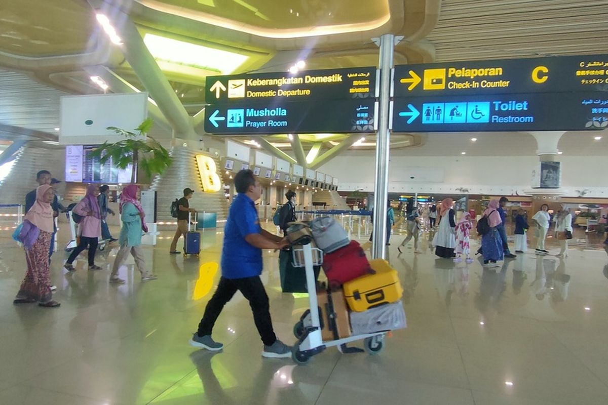 yogyakarta, kereta bandara, Stasiun Tugu, tiket kereta bandara, Bandara YIA, jadwal kereta bandara YIA, Naik Kereta, Cara ke Bandara YIA Yogyakarta Naik Kereta, Cek Tiket dan Jadwal di Mana?