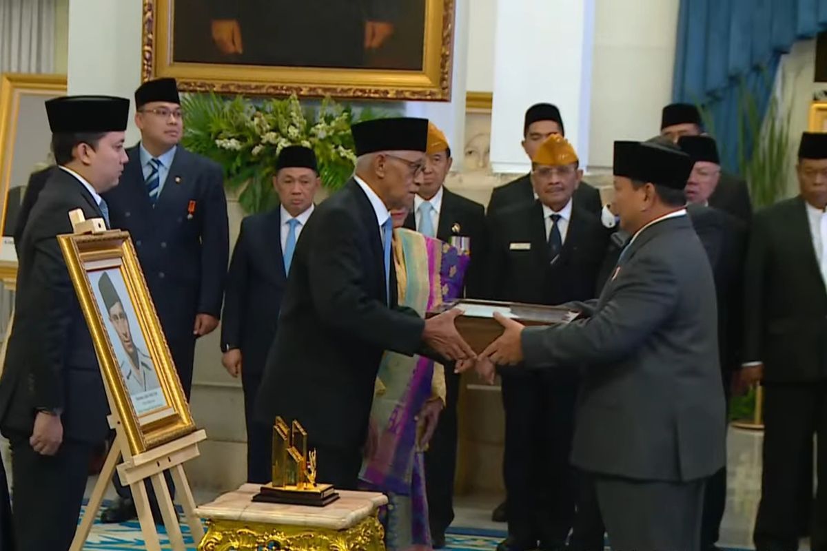 Zainal Abidin Syah, Sultan Tidore, Pahlawan Nasional 2025, zainal abidin syah, sultan zainal abidin syah tidore, Zainal Abidin Syah, Gubernur Pertama Irian Barat yang Kini Dianugerahi Pahlawan Nasional