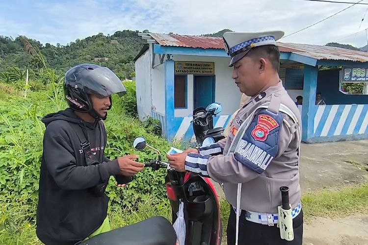 SIM digital, Korlantas, SIM Fisik, Korlantas Polri, Korlantas Pastikan SIM Digital Punya Kekuatan Hukum Setara SIM Fisik