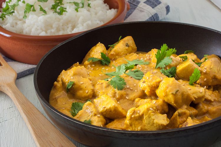 Kari Ayam, ketupat, resep Kari Ayam, Resep Kari Ayam Bumbu Rempah yang Cocok Untuk Makan Ketupat Saat Lebaran