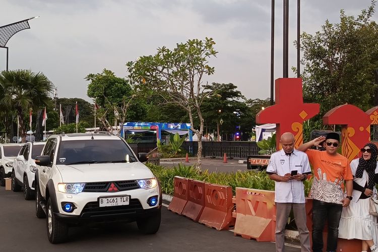 komunitas, komunitas mobil, Komunitas Mobil Rayakan Prestasi Balap Lewat Aksi Berbagi di TMII