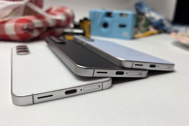 Android, Smartphone, Samsung, samsung S25 FE, Samsung Galaxy S25 FE, spesifikasi samsung s25 fe, hp terjangkau samsung, Memegang Samsung S25 FE Sebelum Rilis, HP Flagship Terjangkau dengan Fitur Kelas Atas, Lebih tangguh dan tahan banting, Fitur kelas flagship, Spesifikasi Samsung Galaxy S25 FE, Harga Samsung Galaxy S25 FE di Indonesia