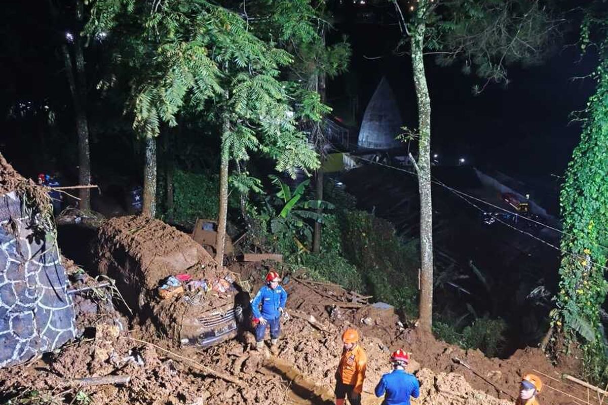 Bupati Bogor, Kawasan Puncak, kawasan Puncak, korban tewas, Korban jiwa, banjir Bogor, korban jiwa, longsor Bogor, Banjir dan Longsor Bogor di 18 Kecamatan Makan 3 Korban, Puncak Kembali Jadi Episentrum Bencana Alam