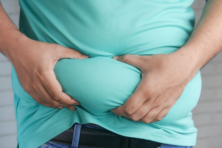 perut buncit, Ade Rai, kebiasaan hidup sehat, cara menghilangkan perut buncit, tips perut rata, ade rai umur, pola makan sehat ala Ade Rai, Rahasia Ade Rai Hilangkan Perut Buncit, Apa Saja?, 1. Kendalikan asupan karbohidrat dan gula, 2. Perbanyak konsumsi protein, 3. Olahraga teratur dan latihan beban, 4. Kelola emosi dan stres