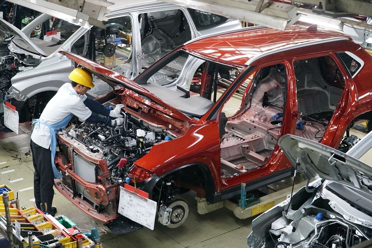 TKDN, industri otomotif, insentif fiskal, Permenperin 35/2025, Regulasi TKDN Berubah: Hitung Ulang Insentif Industri Otomotif