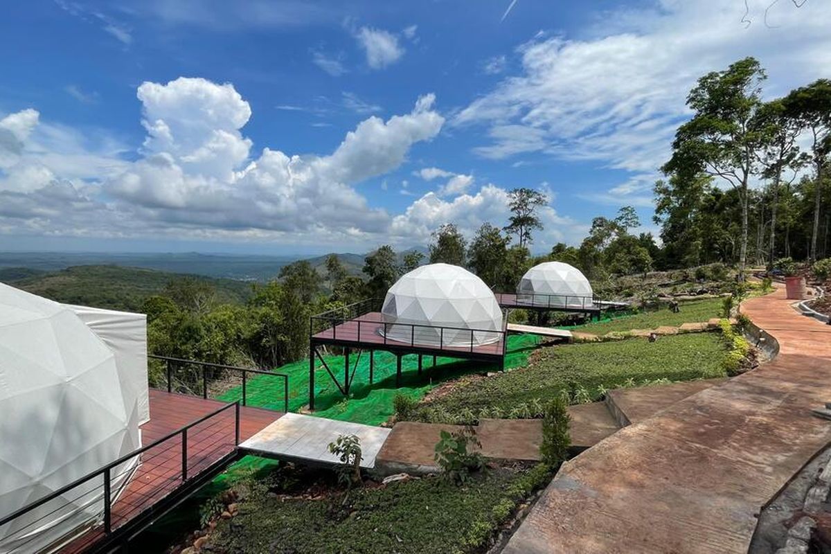 harga sewa glamping kalsel park, camping kalsel park, biaya menginap di kalsel park, glamping kalimantan selatan, Ini Harga Sewa Glamping dan Camping di Kalsel Park per Malam, Tarif Glamping di Kalsel Park per Malam, Harga Kabin untuk Menginap Lebih Privat, Biaya Sewa Camping Ground per Malam, Sudah Termasuk Tiket Masuk Tahura