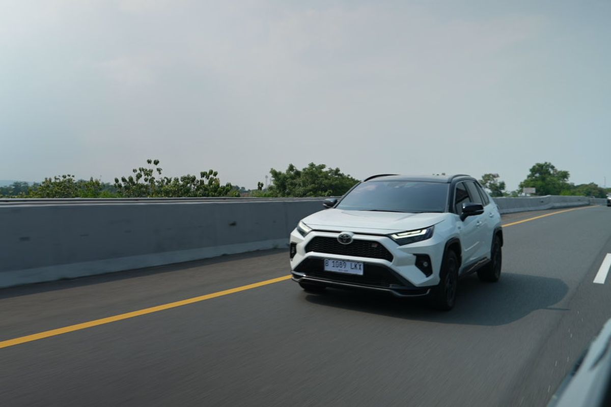 RAV4 GR Sport PHEV, konsumsi BBM, Konsumsi Listrik dan BBM Toyota RAV4 GR Sport PHEV Jakarta–Yogyakarta–Jakarta