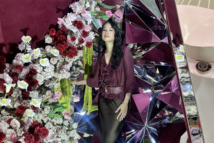 Maudy Ayunda Rayakan Valentine dengan Kado Spesial untuk Sahabat
