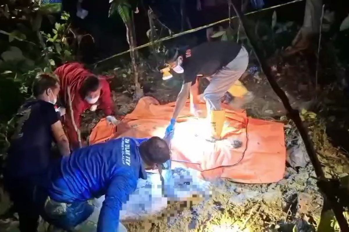 Cilacap, advokat, Purwokerto, Aris Munadi, Kronologi Lengkap Hilangnya Advokat Aris Munadi hingga Ditemukan Tewas Terkubur di Hutan Cilacap, Berangkat Menangani Perkara, Lalu Hilang, Dilaporkan Hilang dan Upaya Pencarian, Mobil Ditemukan Terparkir di Kutowinangun, Penangkapan Saksi dan Terduga Pelaku, Jasad Ditemukan Terkubur di Hutan Kubangkangkung, Polisi Telusuri Kronologi Lengkap