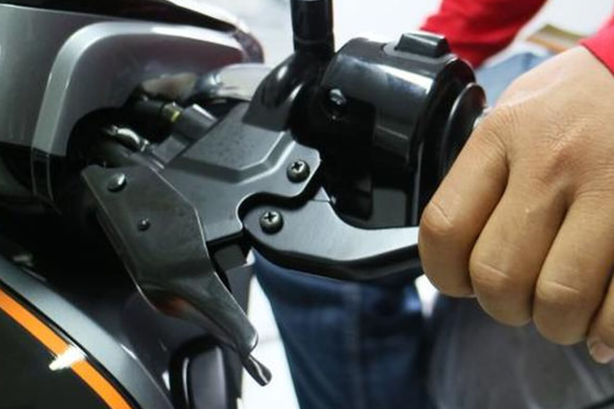 Combi Brake System, Rem CBS kurang pakem, Rem motor Honda, Combi Brake: Bukan Tak Pakem, Pengendara Hanya Butuh Penyesuaian