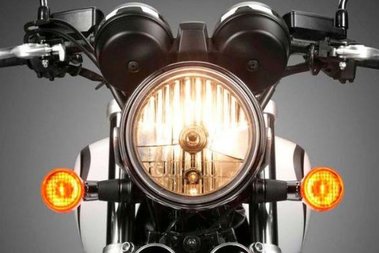 sepeda motor, belok, sein, motor, Jangan Mendadak, Ini Patokan Beri Tanda Lampu Sein Sebelum Belok