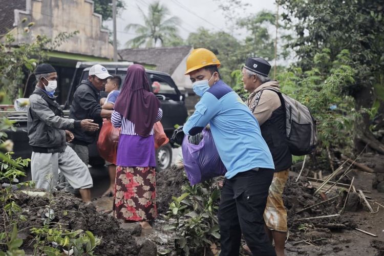 Gunung Semeru, gunung semeru, erupsi Gunung Semeru, gunung semeru meletus, Gunung Semeru di mana, letusan gunung semeru, Sejarah Letusan Gunung Semeru, Terkini Erupsi 19 November 2025, Catatan Panjang Sejarah Letusan Semeru, Erupsi Besar dalam Sejarah Modern, Erupsi Terkini: 19–20 November 2025, Karakter Gunung Semeru