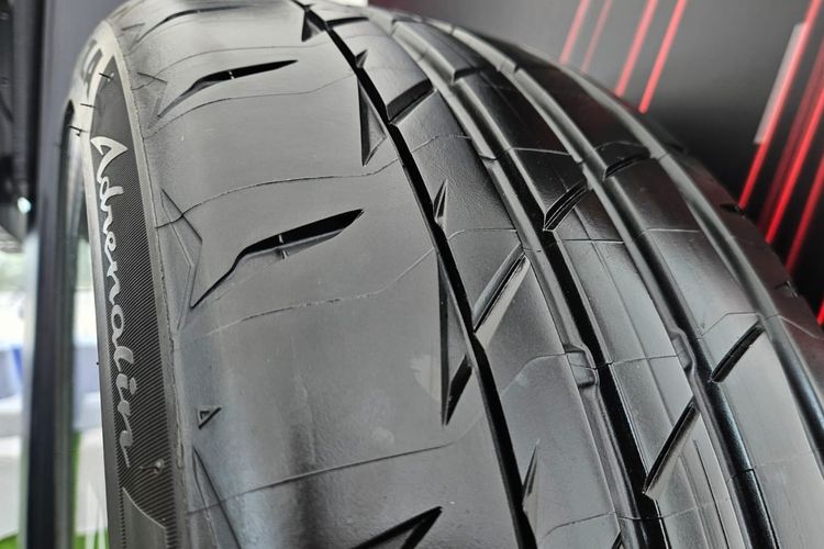 Bridgestone, Thailand, Potenza, Potenza Adrenalin RE005, teknologi, Bridgestone Rilis Potenza RE005, Tawarkan Handling yang Lebih Optimal