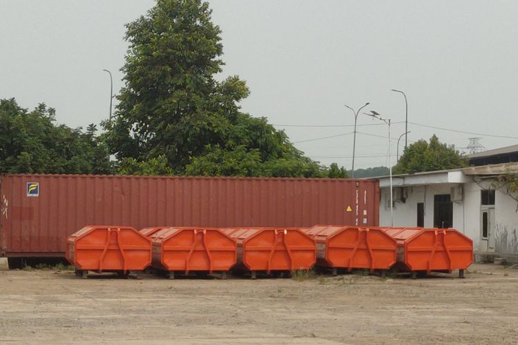 karoseri, Cara Karoseri Bertahan dari Serbuan impor Truk China