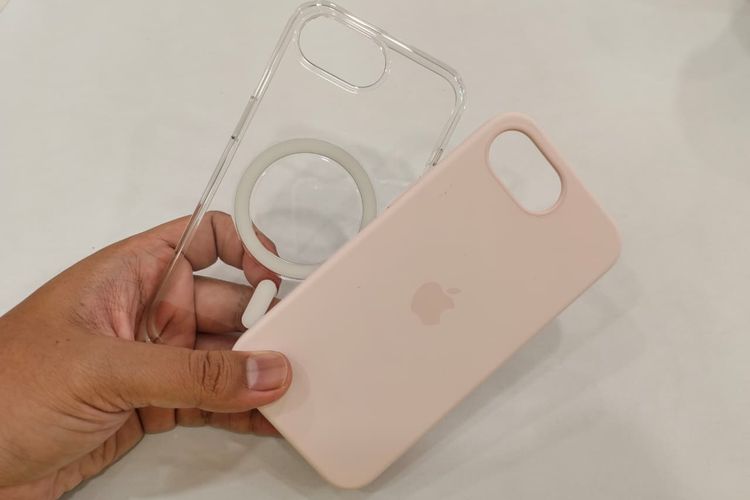 iPhone 17e, Soft Pink, Apple, Saya Cowok tapi Pakai iPhone 17e Soft Pink, Ini yang Dirasakan, Butuh casing agar aman, Ringan dan nyaman dipakai, Layar lega dan cukup terang, Ponsel cantik dengan sedikit kompromi