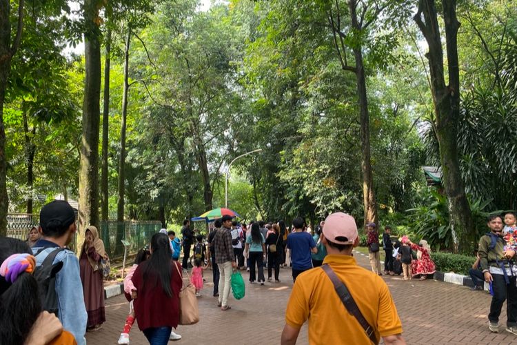 tempat wisata di Jakarta, Tempat Wisata di Jakarta, tempat wisata di Jakarta yang murah, tempat wisata di Jakarta yang lagi hits, tempat wisata di jakarta yang instagramable, tempat wisata di jakarta untuk long weekend, 9 Wisata di Jakarta untuk Long Weekend yang Ramah Transportasi Umum, 1. Kota Tua Jakarta, 2. Monumen Nasional (Monas), 3. Taman Margasatwa Ragunan, 4. Taman Mini Indonesia Indah (TMII), 5. Ancol, 6. Taman Ismail Marzuki, 7. Jakarta Aquarium, 8. Pantjoran PIK, 9. Moja Museum