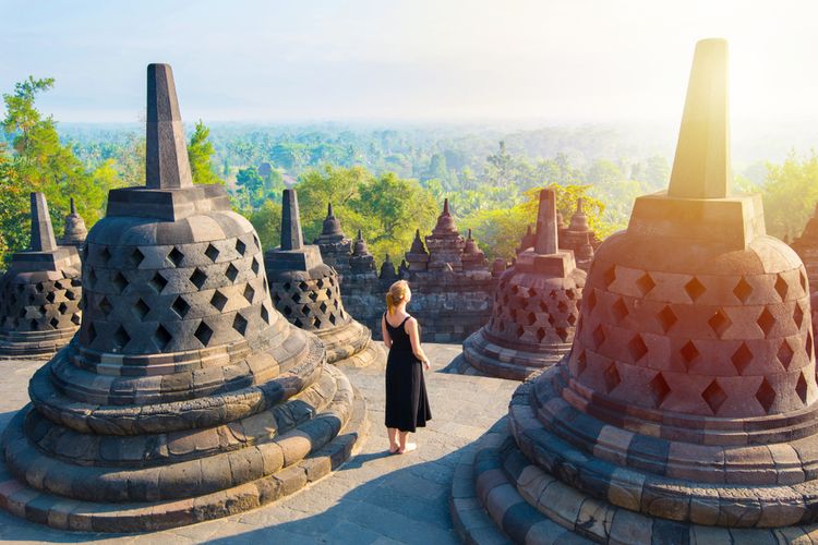 Fadli Zon, fadli zon, wisata borobudur, candi borobudur terletak di, Menteri Kebudayaan Fadli Zon, eskalator borobudur, pemasangan chairlift di candi borobudur, apa itu chairlift, apa benar candi borobudur dipasang eskalator, chairlift borobudur, eskavator borobudur, Menteri Fadli Zon Sebut Pemasangan Chairlift Tak Merusak Candi Borobudur