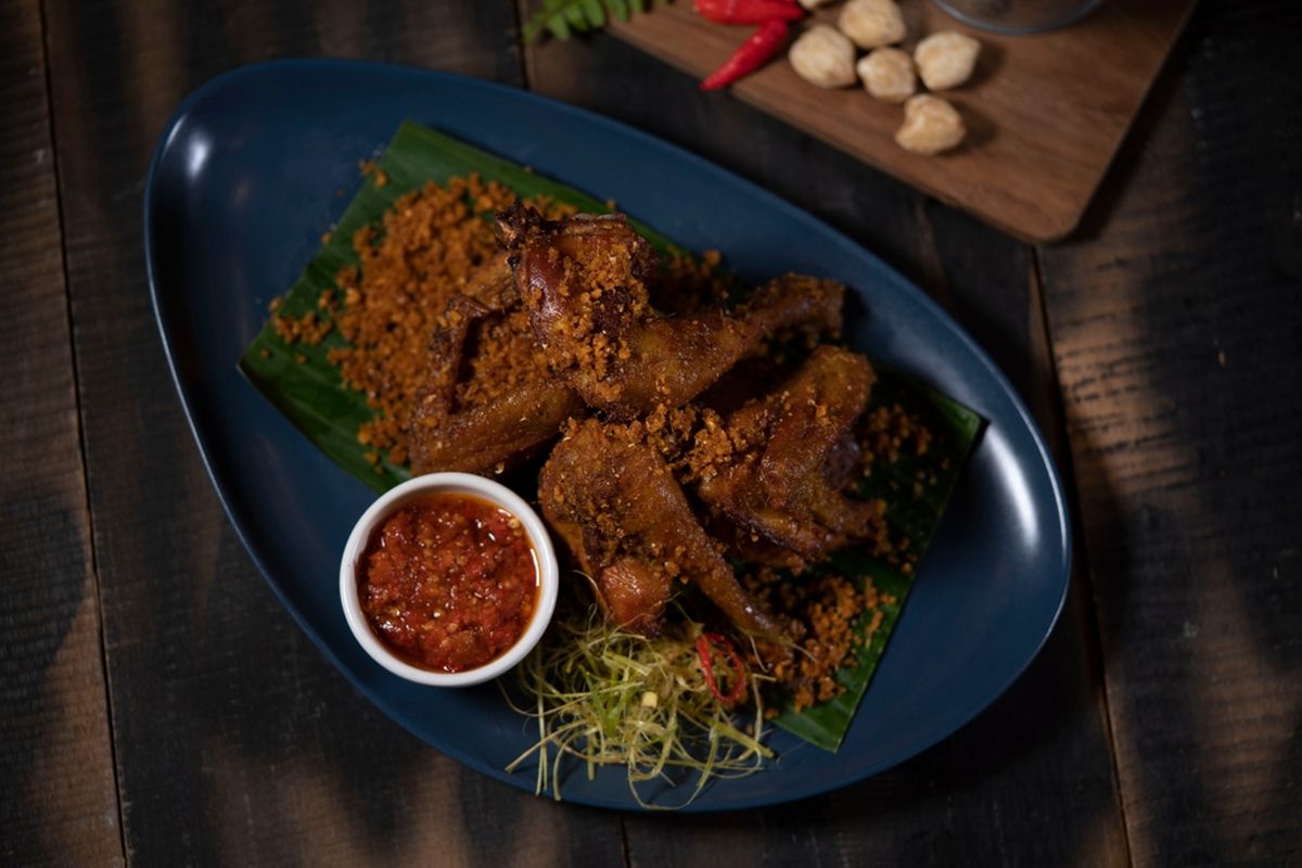 resep ayam goreng, resep ayam ungkep goreng, resep ayam ungkep goreng kremes, resep ayam ungkep goreng empuk, resep ungkep ayam goreng agar bumbu meresap,  Resep Ayam Ungkep Goreng, Rahasia Bumbu Meresap dengan Bahan Sederhana
