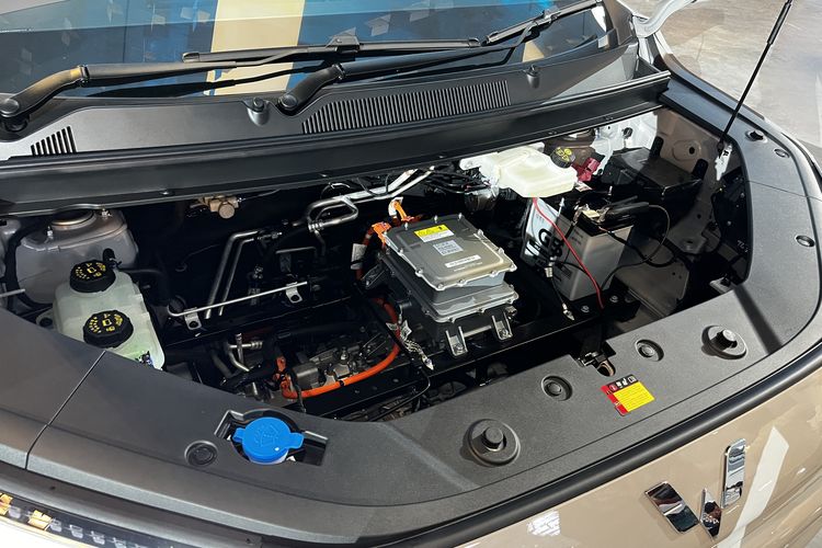 Cici Panda, Wuling, Wuling Darion, GJAW 2025, wuling darion, Wuling Darion EV, Pengalaman Cici Panda Jajal Wuling Darion EV