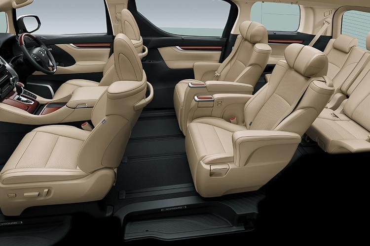 Selisih Rp 349 Juta, Ulik Perbedaan Alphard XE Hybrid, Eksterior, Interior, Konfigurasi Kursi, Performa Tetap Seragam, Fitur Keselamatan