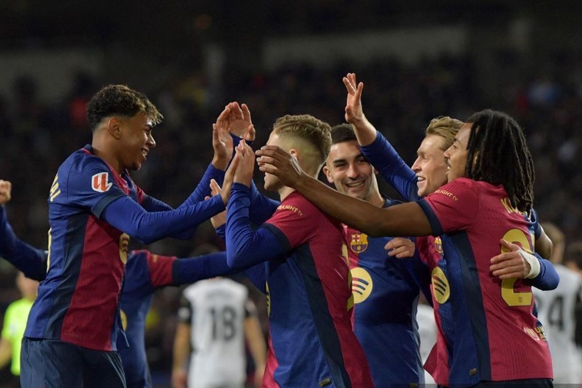Barcelona, Liga Champions, Newcastle, Frenkie De Jong, UEFA Champions League, Newcastle vs Barcelona, Jenderal Lini Tengah Barcelona Diragukan Tampil Lawan Newcastle