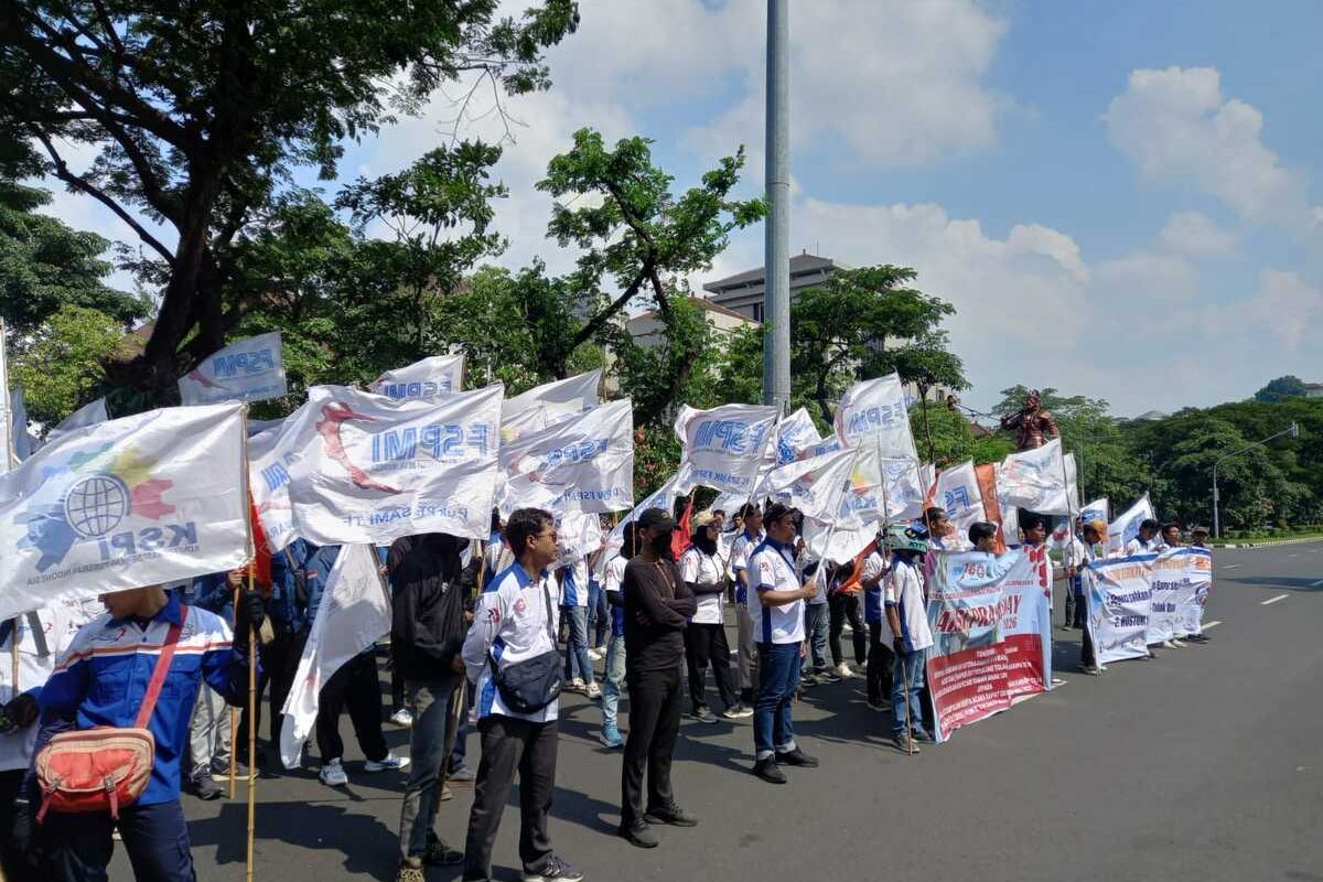 1 Mei 2026, May Day, Bingung Cari Ide? Cek 50 Tulisan Poster Kreatif untuk Aksi Hari Buruh 2026