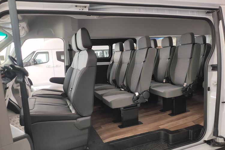 Farizon, Farizon SV, Toyota Hiace, kendaraan komersial, kendaraan listrik, Farizon SV Tidak Mau Disebut Penantang Toyota HiAce