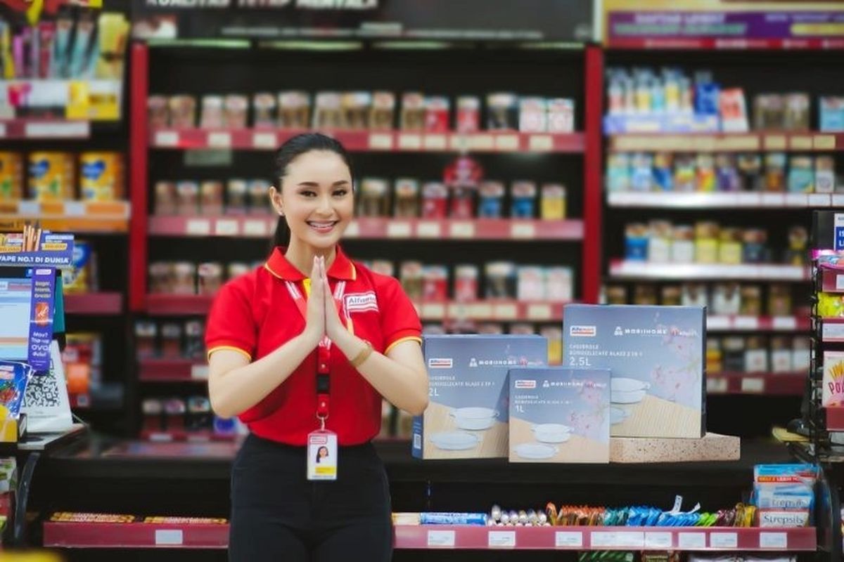 Alfamart, Promo Alfamart Hari Ini 17 Desember 2025, Minyak Goreng 2 Liter Rp 36.900, 1. Paling Murah Sejagat (hingga 18 Desember 2025), 2. Homecare Fair, 3. Promo Tahun Baru, 4. Dapur Alfamart Year End Sale, 5. Produk Spesial Mingguan