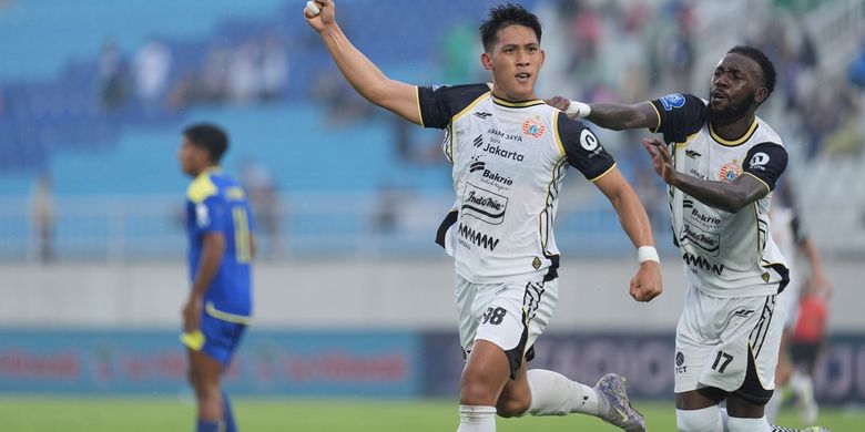 Persija, Arema FC, Persija Jakarta, Marcos Santos, Liga Indonesia, Arema FC Vs Persija Jakarta, Super League, Mauricio Souza, Super League 2025-2026, hasil arema fc vs persija, Ribut Arema FC Vs Persija, Mauricio Souza: Yang Mau Berkelahi Jangan di Lapangan