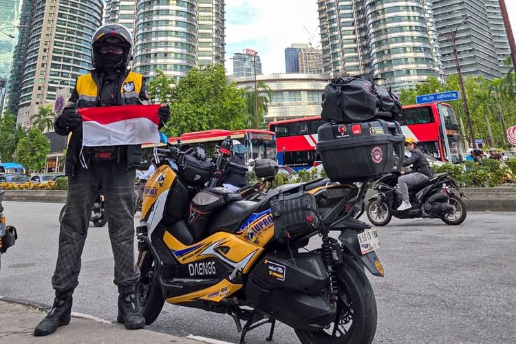 Mekkah, Yamaha Xmax, touring, Touring, Yamaha XMAX, religi, Touring Religi, Pria Ini Tuntaskan Ekspedisi Indonesia-Mekkah